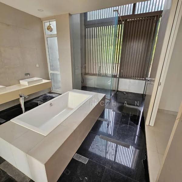 Bungalow House for Sale in Ulu Kelang (Selangor) - Eddie Chan - Bathroom - PropertyGuru.com.my