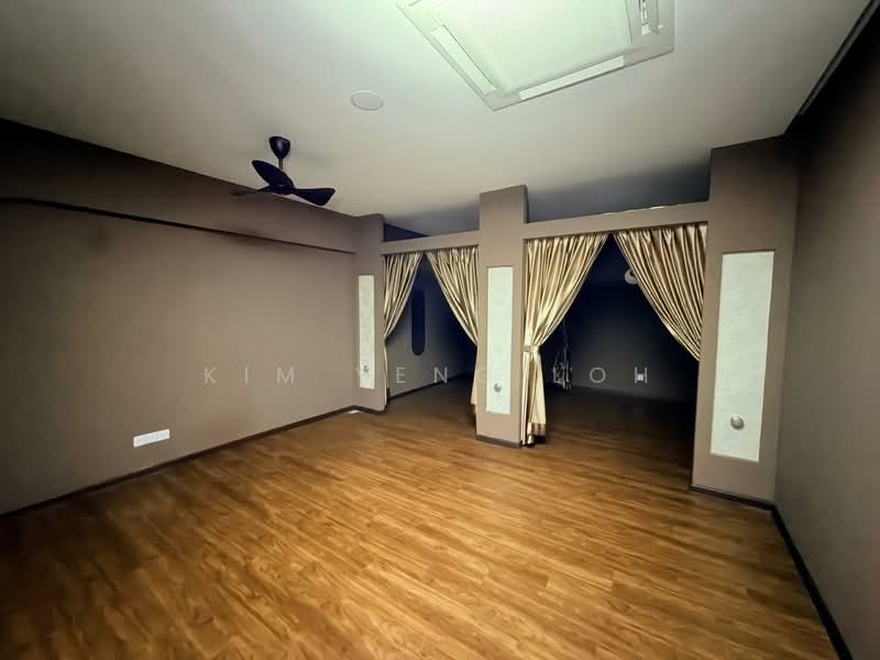 Shop for Rent in Taman Sutera Utama (Skudai) - Kim Yeng Loh - Interior - PropertyGuru.com.my