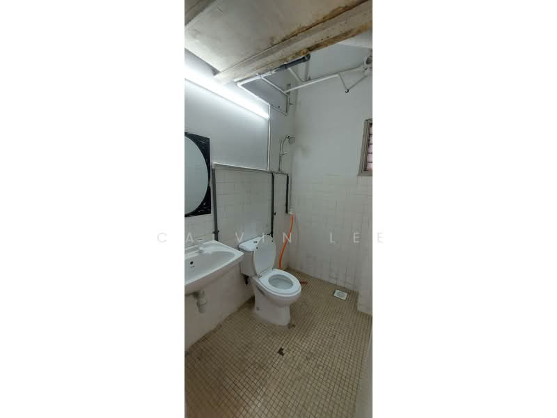 Pangsapuri untuk Disewa di Andorra Apartment - Calvin Lee - Bathroom - PropertyGuru.com.my
