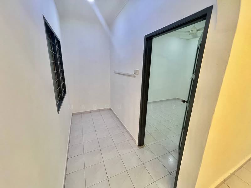 1-storey Terraced House for Sale in Taman Meranti (Kulai) - Marcus Tey - Interior - PropertyGuru.com.my