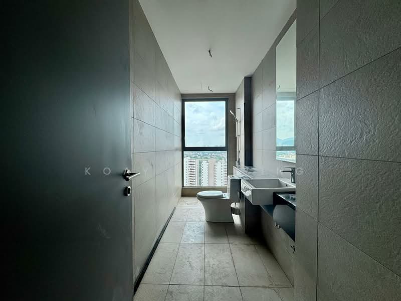 Kondominium untuk Dijual di Triuni Residences - Koay Xin Ying - Bathroom - PropertyGuru.com.my