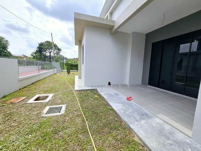 Semi-Detached House for Sale in Bandar Kinrara Seksyen 8 (Bandar Kinrara) - John Lee - Exterior - PropertyGuru.com.my