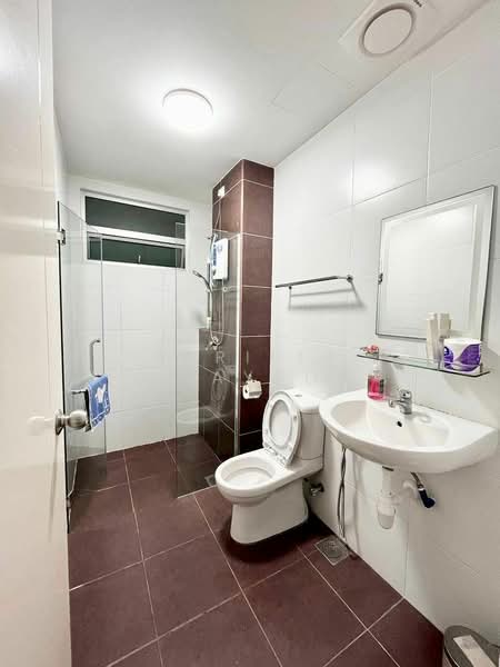 Kondominium untuk Disewa di Fairway Suites - APRILIA CHAYADI - Bathroom - PropertyGuru.com.my