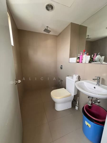 Condominium for Sale at Midfields 2 - Alicia Soo - Bathroom - PropertyGuru.com.my