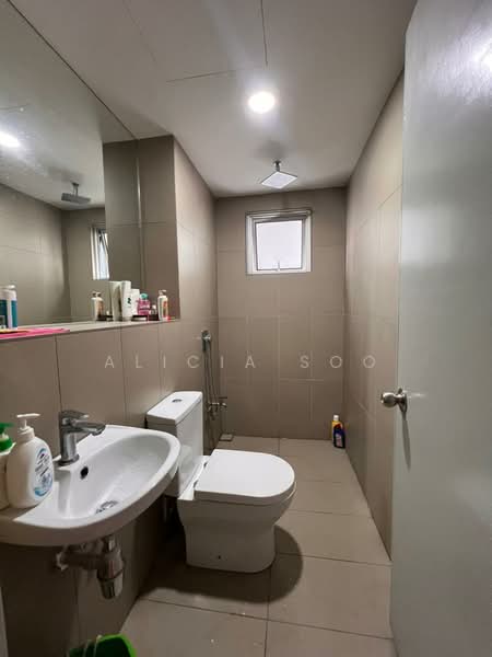 Condominium for Sale at Midfields 2 - Alicia Soo - Bathroom - PropertyGuru.com.my