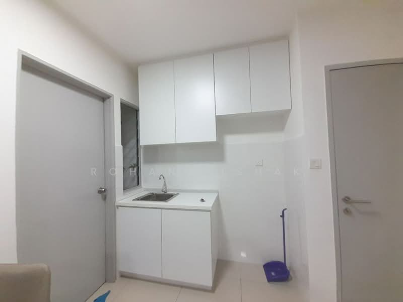 Service Residence for Rent at Sentrovue - Rohana Ishak - Kitchen - PropertyGuru.com.my