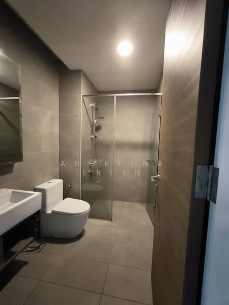 Servis Apartment untuk Disewa di Aria - Angelina Erlin - Bathroom - PropertyGuru.com.my
