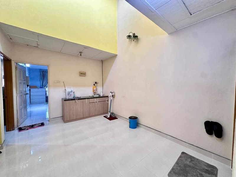 Rumah Teres 2 Tingkat untuk Dijual di Taman Bersatu (Kulai) - Kino Jaw - Interior - PropertyGuru.com.my