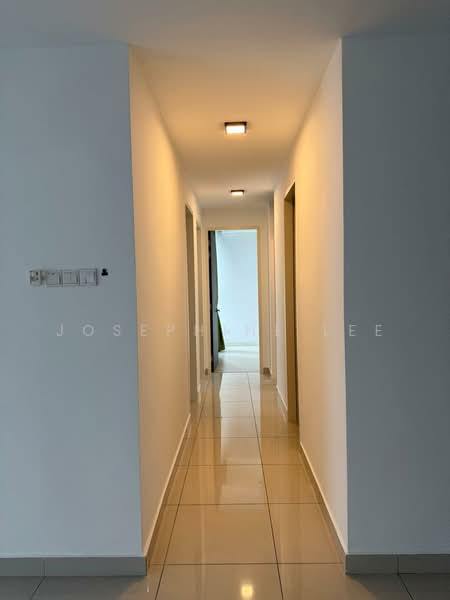 Servis Apartment untuk Dijual di H2O Residences - Josephine Lee - Corridor - PropertyGuru.com.my