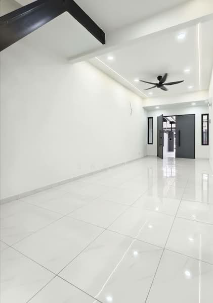 1-storey Terraced House for Sale in Taman Desa Cemerlang (Ulu Tiram) - San . - PropertyGuru.com.my