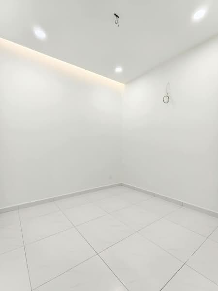 1-storey Terraced House for Sale in Taman Desa Cemerlang (Ulu Tiram) - San . - PropertyGuru.com.my