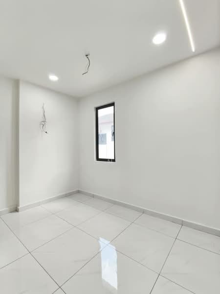 1-storey Terraced House for Sale in Taman Desa Cemerlang (Ulu Tiram) - San . - PropertyGuru.com.my