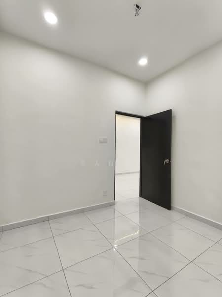 1-storey Terraced House for Sale in Taman Desa Cemerlang (Ulu Tiram) - San . - PropertyGuru.com.my