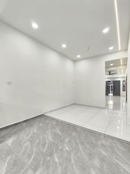 1-storey Terraced House for Sale in Taman Desa Cemerlang (Ulu Tiram) - San . - PropertyGuru.com.my