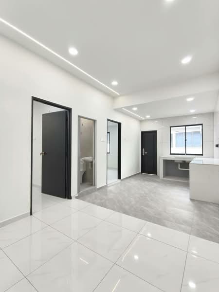 1-storey Terraced House for Sale in Taman Desa Cemerlang (Ulu Tiram) - San . - PropertyGuru.com.my