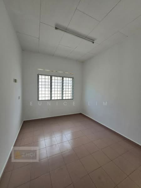 2-storey Terraced House for Sale in Taman Raja Nong (Klang) - Eunice Lim - Interior - PropertyGuru.com.my
