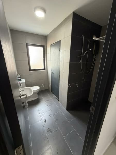 Service Residence for Rent at EDUSENTRAL - Jay Tan - Bathroom - PropertyGuru.com.my