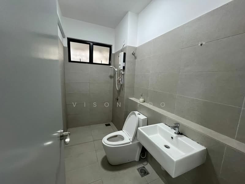 Rumah Teres untuk Disewa di Johor Bahru (Johor) - Vison Foo - Bathroom - PropertyGuru.com.my