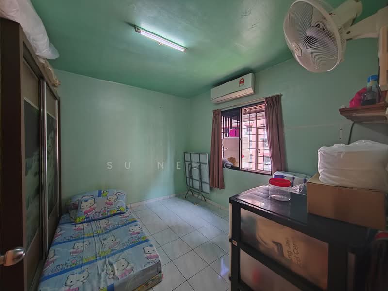 Flat for Rent at Lestari Apartment - Su Nee Goh - Bedroom - PropertyGuru.com.my