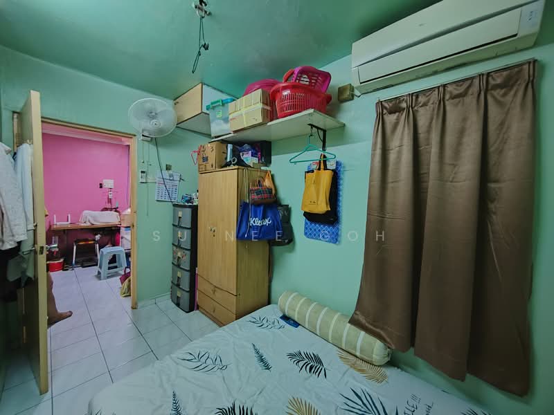 Flat for Rent at Lestari Apartment - Su Nee Goh - Bedroom - PropertyGuru.com.my