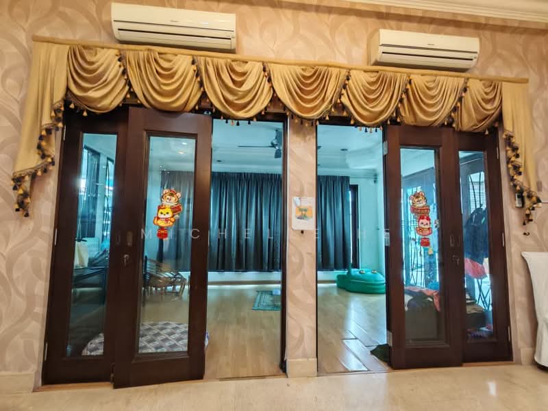 Rumah Banglo untuk Dijual di Taman Pelangi (Johor Bahru) - Michelle He - Living Room - PropertyGuru.com.my