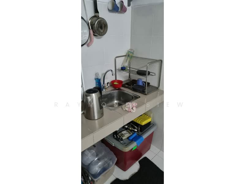 Pangsapuri untuk Dijual di Menara Rajawali - Raymond Siew - Kitchen - PropertyGuru.com.my