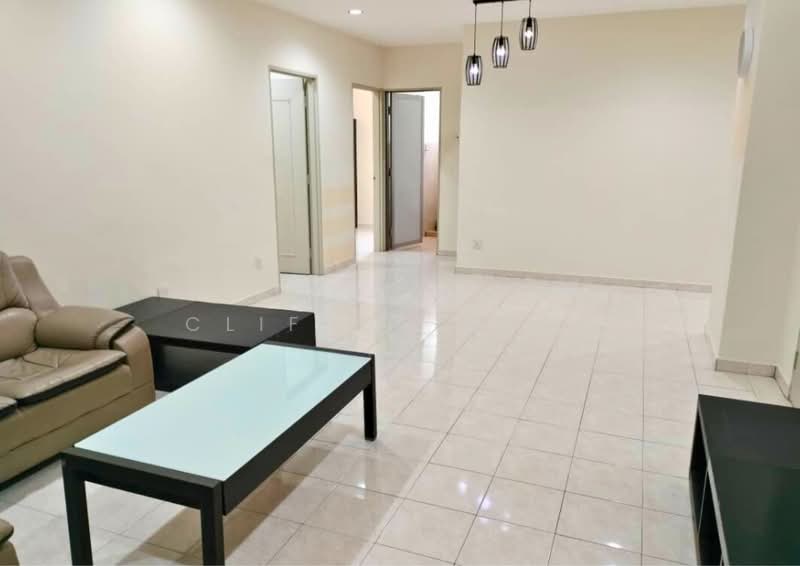 Kondominium untuk Disewa di Coastal Tower - Clifton Chee - Living Room - PropertyGuru.com.my