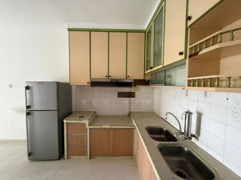 Flat for Sale at Sun Moon City - Ben Hew - Kitchen - PropertyGuru.com.my
