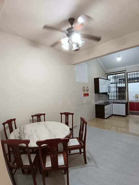 Rumah Teres 1 Tingkat untuk Disewa di Taman Setia Indah (Tebrau) - Edmond Tang - Dining Room - PropertyGuru.com.my