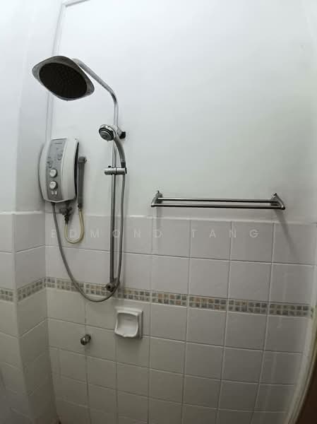 Rumah Teres 1 Tingkat untuk Disewa di Taman Setia Indah (Tebrau) - Edmond Tang - Bathroom - PropertyGuru.com.my