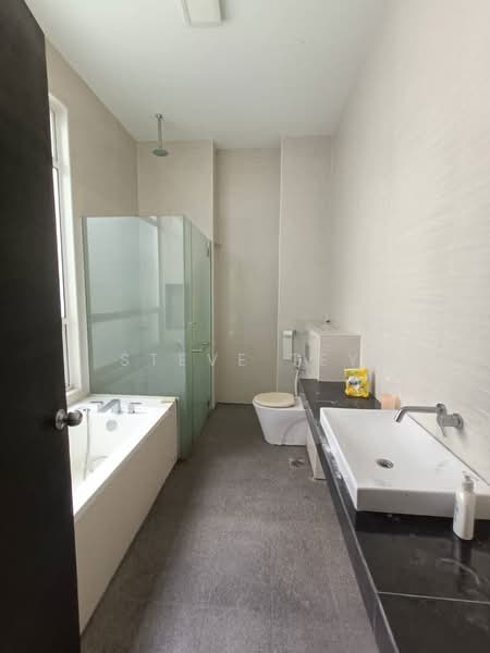 Semi-Detached House for Sale in Bukit Indah (Iskandar Puteri (Nusajaya)) - Steve Tey - Bathroom - PropertyGuru.com.my