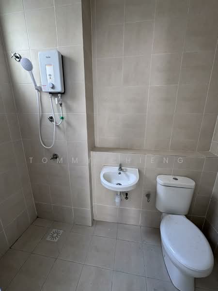 Condominium for Rent at Residensi Begonia - TOMMY CHIENG - Bathroom - PropertyGuru.com.my