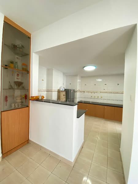 Condominium for Sale at Aster Court - Steve Tey - Kitchen - PropertyGuru.com.my