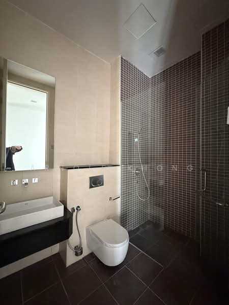 Bungalow House untuk Dijual di Saujana (Selangor) - Arnold Khong - Bathroom - PropertyGuru.com.my