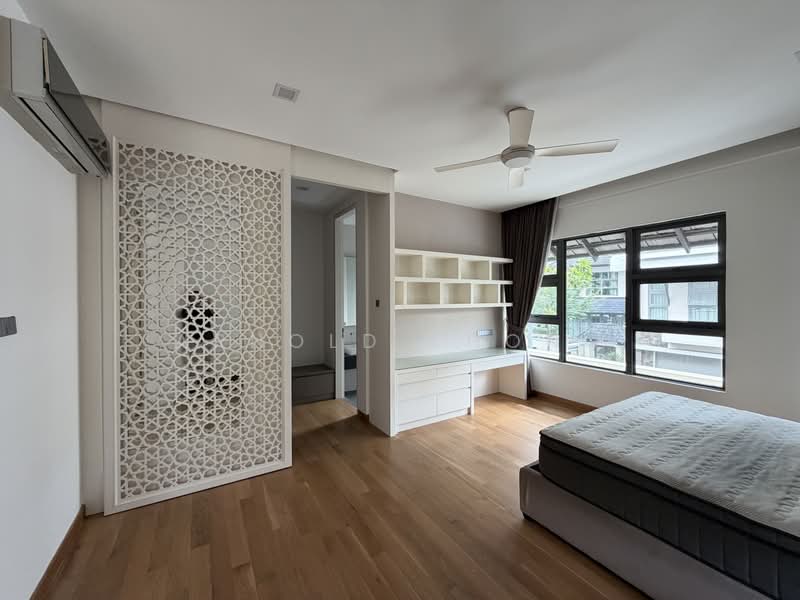 Bungalow House untuk Dijual di Saujana (Selangor) - Arnold Khong - Bedroom - PropertyGuru.com.my