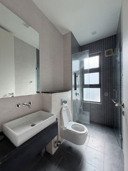 Bungalow House untuk Dijual di Saujana (Selangor) - Arnold Khong - Bathroom - PropertyGuru.com.my