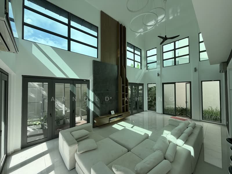 Bungalow House untuk Dijual di Saujana (Selangor) - Arnold Khong - Living Room - PropertyGuru.com.my