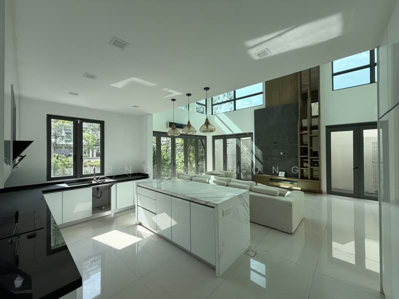 Bungalow House untuk Dijual di Saujana (Selangor) - Arnold Khong - Kitchen - PropertyGuru.com.my