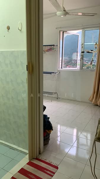 Apartment for Sale at Taman Hui Aun - Mary Lee - Master bedroom - PropertyGuru.com.my