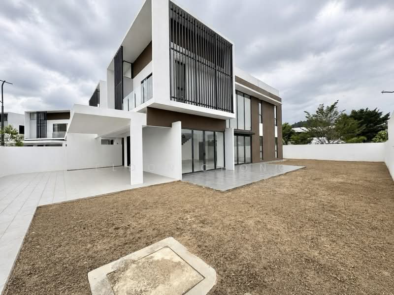 Rumah Berkembar untuk Dijual di Cheras (Selangor) - Eldon Chong - Exterior - PropertyGuru.com.my