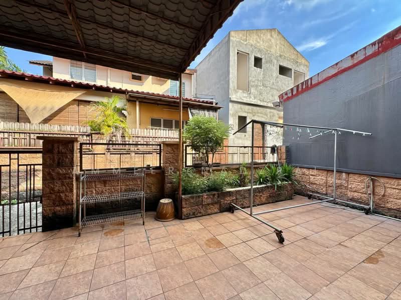 2-storey Terraced House for Sale in Bukit Jelutong (Shah Alam) - Ammeer Nadzrai - Exterior - PropertyGuru.com.my