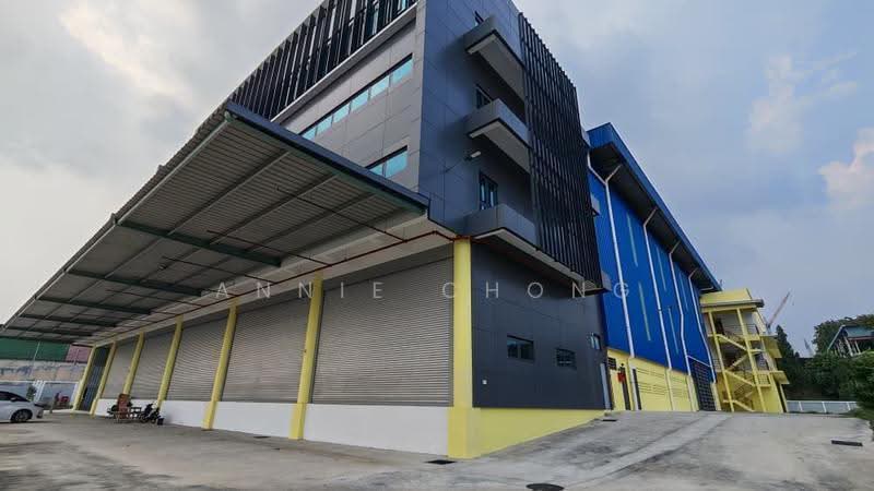 Warehouse for Rent in Seri Kembangan (Selangor) - Annie Chong - Exterior - PropertyGuru.com.my