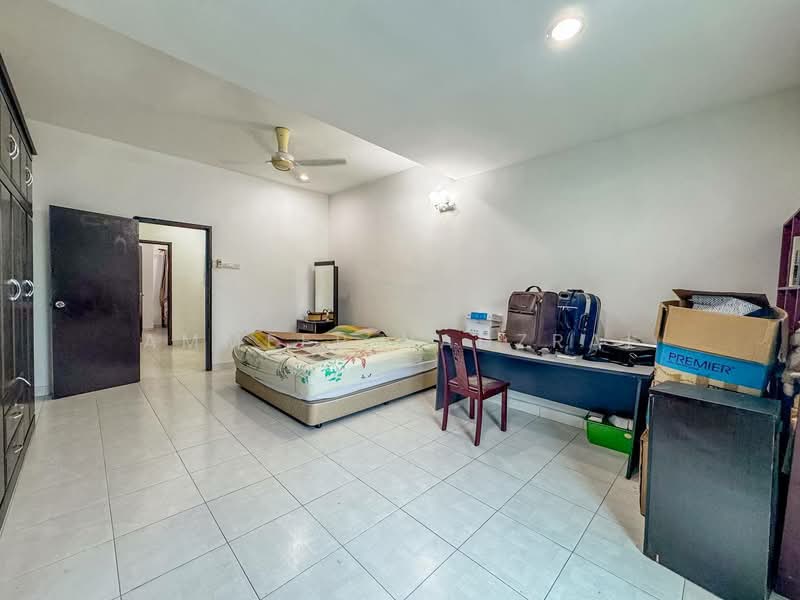 2-storey Terraced House for Sale in Bandar Teknologi Kajang (Kajang) - Ammeer Nadzrai - Bedroom - PropertyGuru.com.my