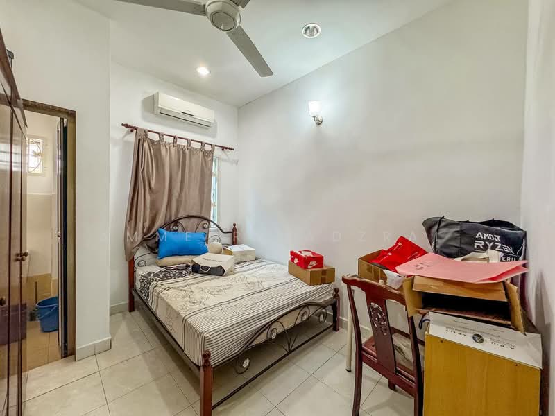 2-storey Terraced House for Sale in Bandar Teknologi Kajang (Kajang) - Ammeer Nadzrai - Bedroom - PropertyGuru.com.my