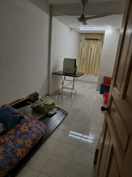 2-storey Terraced House for Sale in Taman Puncak Jalil (Seri Kembangan) - Vincent Tan - Bedroom - PropertyGuru.com.my