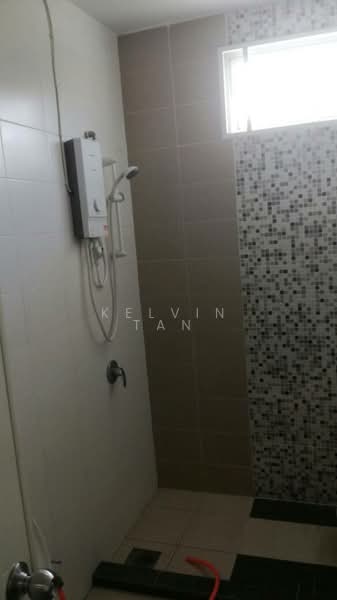 Rumah Teres untuk Disewa di Kampung Perlis (Bayan Lepas) - Kelvin Tan - Bathroom - PropertyGuru.com.my