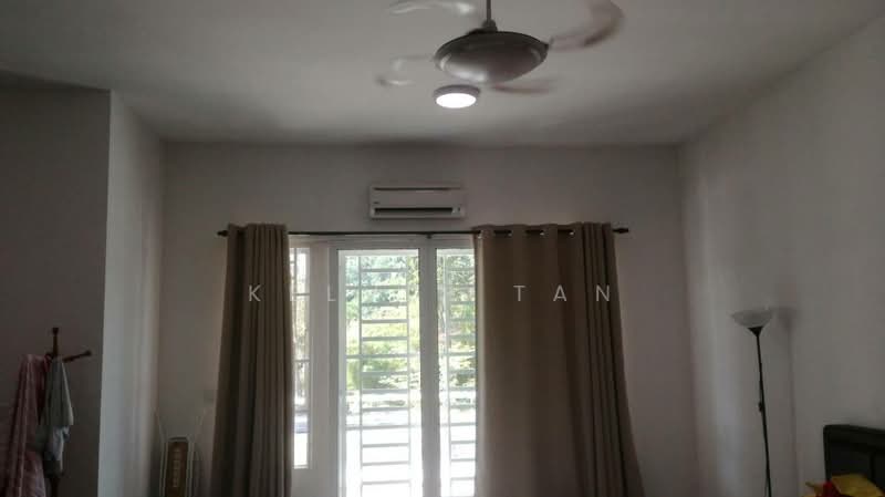 Rumah Teres untuk Disewa di Kampung Perlis (Bayan Lepas) - Kelvin Tan - Bedroom - PropertyGuru.com.my
