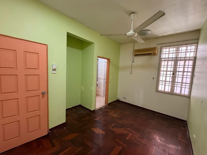 Rumah Teres 2 Tingkat untuk Dijual di Bandar Seri Alam (Masai) - San . - PropertyGuru.com.my