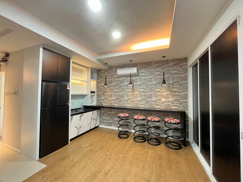 4-storey Terraced House for Sale in Batu 9 (Cheras) - Danilo Lim - PropertyGuru.com.my