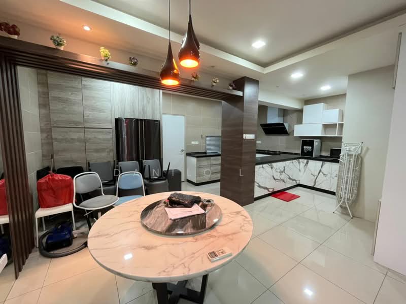 4-storey Terraced House for Sale in Batu 9 (Cheras) - Danilo Lim - PropertyGuru.com.my
